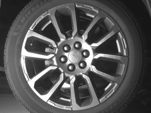Certified 2021 GMC Acadia Denali w/ Denali Ultimate Package AWD/4WD image 17