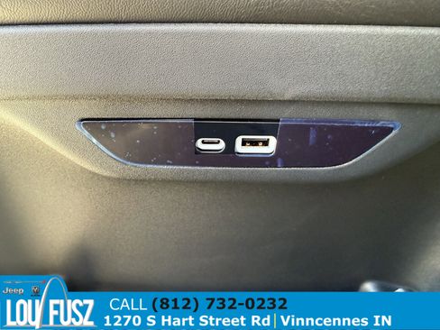 New 2026 Chrysler Pacifica Limited w/ S Appearance Package image 14