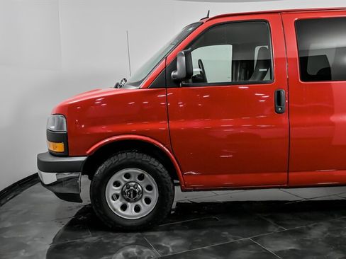 Used 2014 GMC Savana 1500 LT w/ LT Preferred Equipment Group image 6