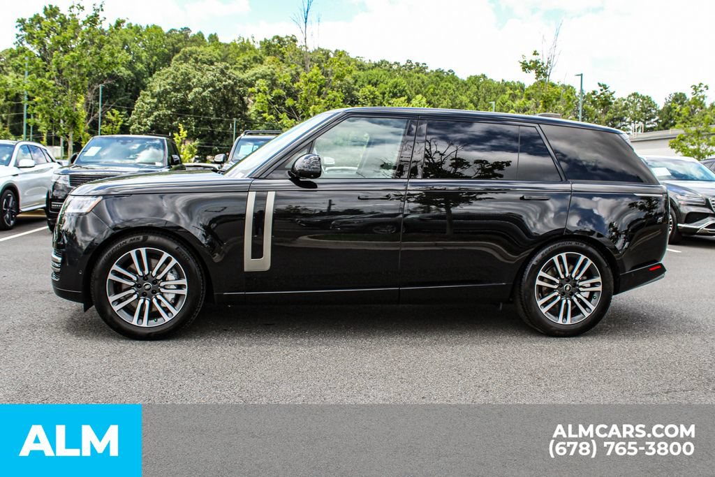 Used 2025 Land Rover Range Rover Long Wheelbase SE AWD/4WD image 6