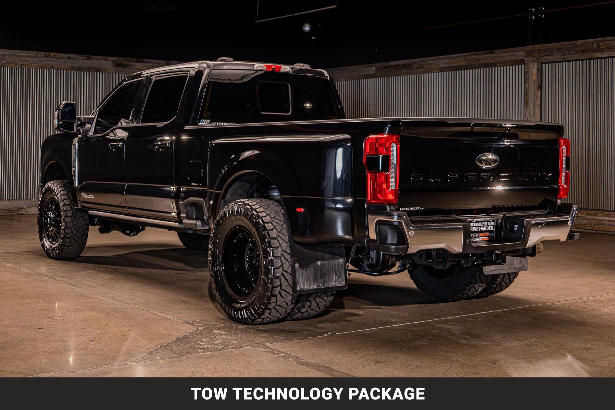Used 2023 Ford F350 Lariat w/ Lariat Ultimate Package AWD/4WD image 7