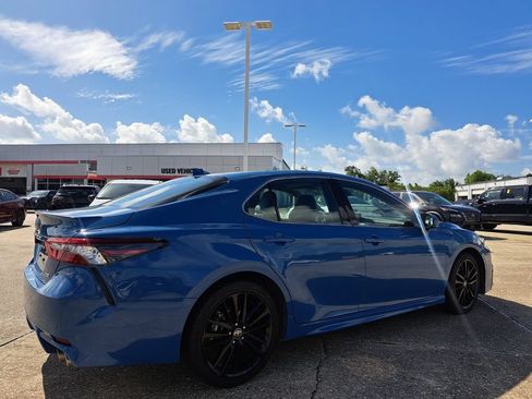Used 2024 Toyota Camry XSE FWD image 5