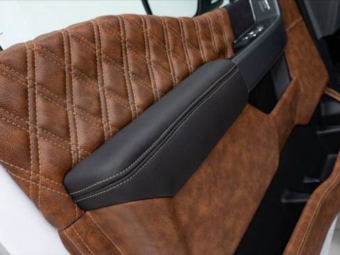 Used 2025 Ford F150 XLT w/ Equipment Group 301A Standard image 19