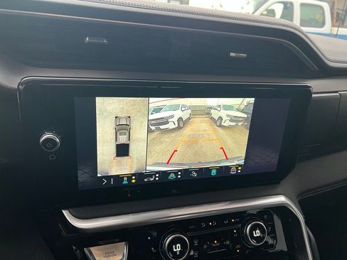 Used 2023 GMC Sierra 1500 Denali w/ Technology Package image 15