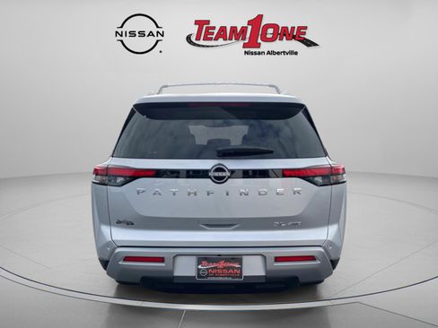New 2025 Nissan Pathfinder SL image 7