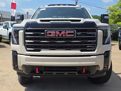 New 2026 GMC Sierra 2500 AT4 w/ AT4 Premium Plus Package AWD/4WD image 12