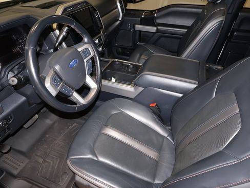 Certified 2022 Ford F250 Platinum w/ FX4 Off-Road Package image 36