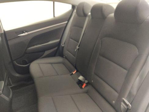 Used 2019 Hyundai Elantra SE w/ Cargo Package image 18