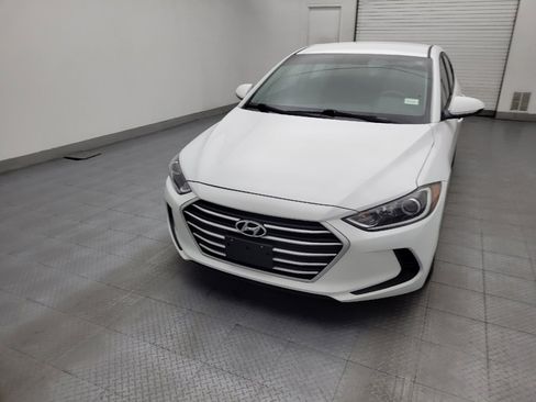 Used 2018 Hyundai Elantra SEL FWD image 15