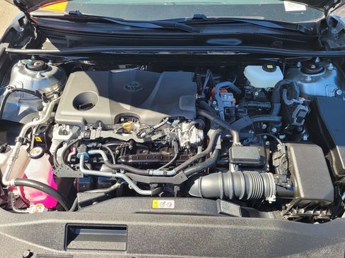 Used 2025 Toyota Camry SE w/ Convenience Package FWD image 27