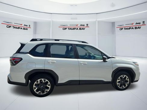 Used 2026 Subaru Forester AWD/4WD image 7
