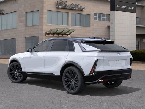 New 2026 Cadillac Lyriq Signature Sport image 3