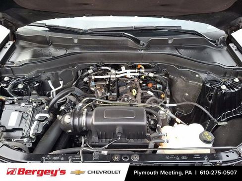 Used 2023 Ford Explorer XLT w/ Equipment Group 202A image 30