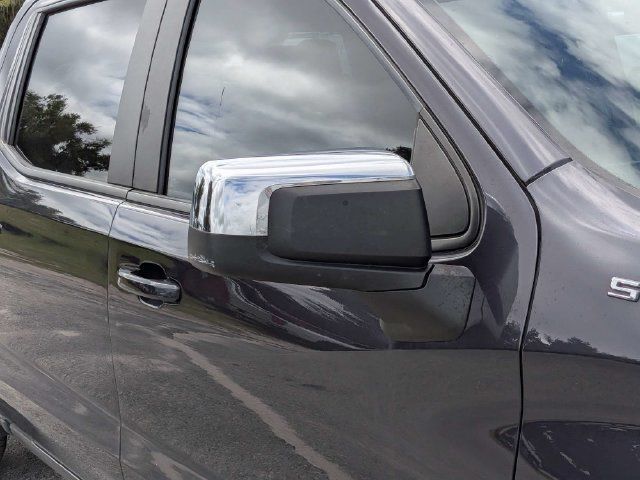 Used 2023 Chevrolet Silverado 1500 LT AWD/4WD image 11