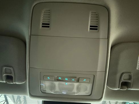 Used 2013 Buick Verano Convenience image 35