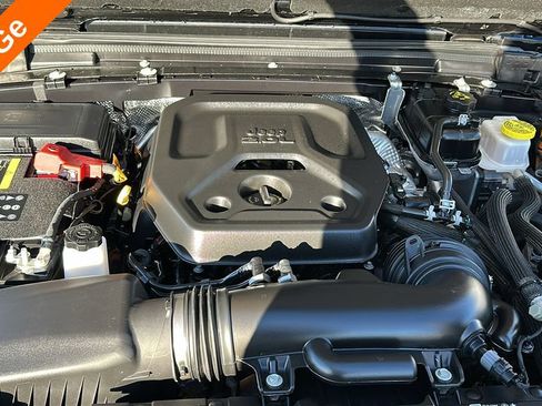 Used 2025 Jeep Wrangler Unlimited Sport S 4xe AWD/4WD image 33