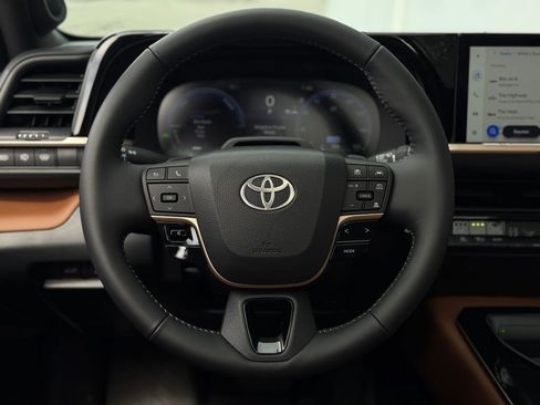 New 2026 Toyota Crown Signia AWD/4WD image 14