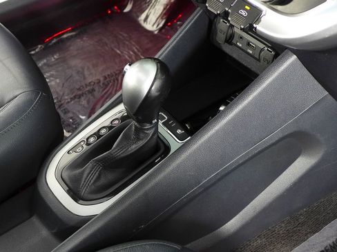 Used 2016 Kia Rio SX image 15