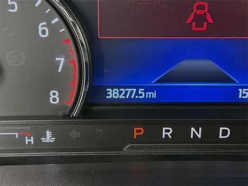 Used 2023 Ford Explorer XLT w/ Equipment Group 202A image 13