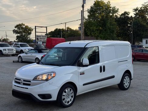 Used 2018 RAM ProMaster City Tradesman SLT FWD image 16