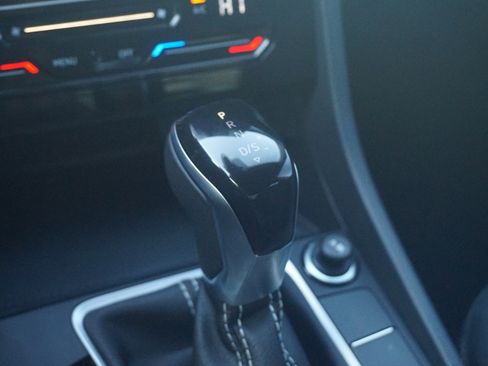 Used 2025 Volkswagen Jetta S image 34