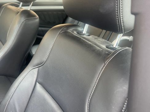 Used 2018 Ford Taurus SEL w/ Equipment Group 201A FWD image 7