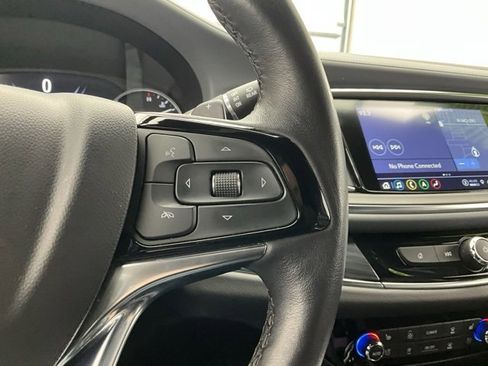 Used 2024 Buick Enclave Premium image 18