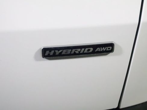 Used 2023 Ford Escape Active w/ Tech Pack #1 AWD/4WD image 9