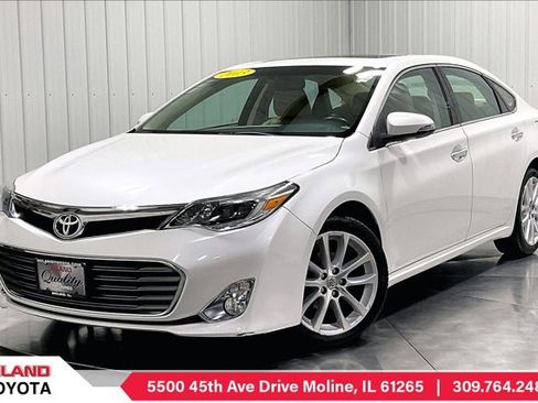 Used 2013 Toyota Avalon Limited FWD image 1