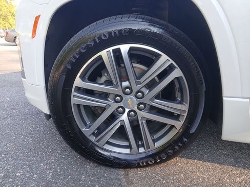 Used 2022 Chevrolet Traverse High Country image 27