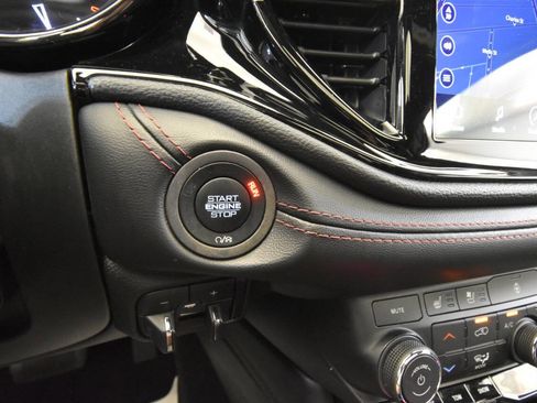 Used 2021 Dodge Durango R/T w/ Tow 'N Go Package AWD/4WD image 33