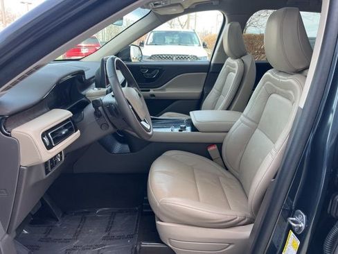 Certified 2023 Lincoln Aviator Reserve w/ Elements Package Plus AWD/4WD image 25