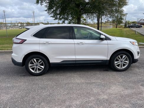 Used 2017 Ford Edge SEL w/ Equipment Group 201A image 9