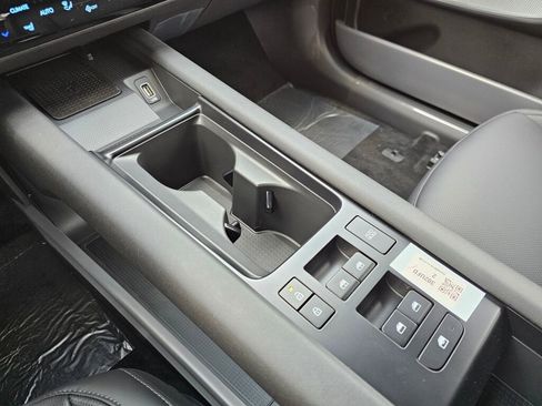 New 2025 Hyundai Ioniq 6 SEL image 27
