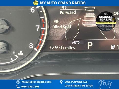 Used 2025 Nissan Pathfinder SV AWD/4WD image 18