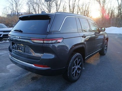 New 2025 Jeep Grand Cherokee Limited w/ Luxury Tech Group II image 6