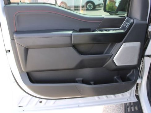 Used 2025 Ford F150 Raptor AWD/4WD image 12