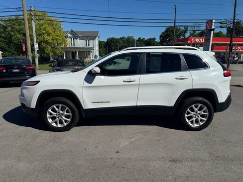 Used 2015 Jeep Cherokee Latitude w/ Trailer Tow Group AWD/4WD image 7