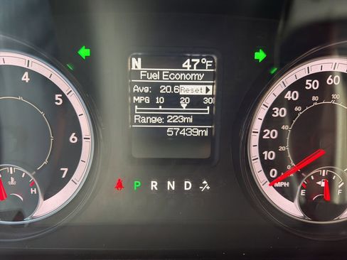 Used 2024 RAM 1500 Classic SLT RWD image 8