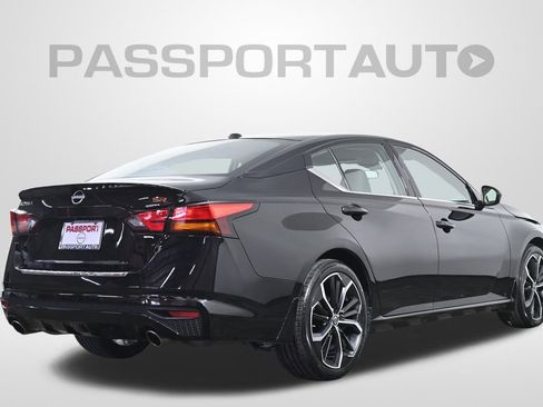 Certified 2023 Nissan Altima 2.5 SR image 11