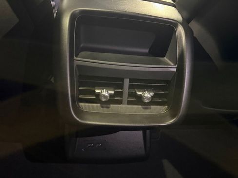 Used 2024 Cadillac Lyriq Tech image 23