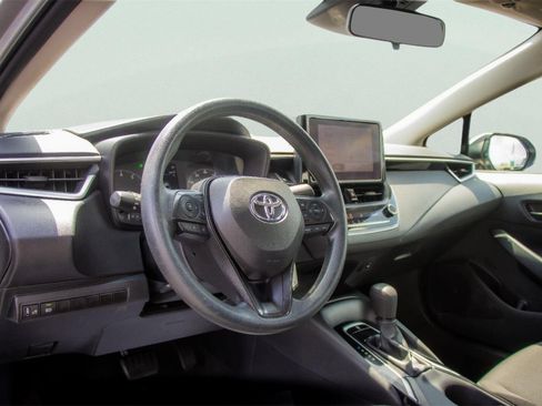 Used 2024 Toyota Corolla LE FWD image 7