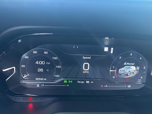 Used 2024 GMC Yukon XL Denali w/ Denali Reserve Package image 16