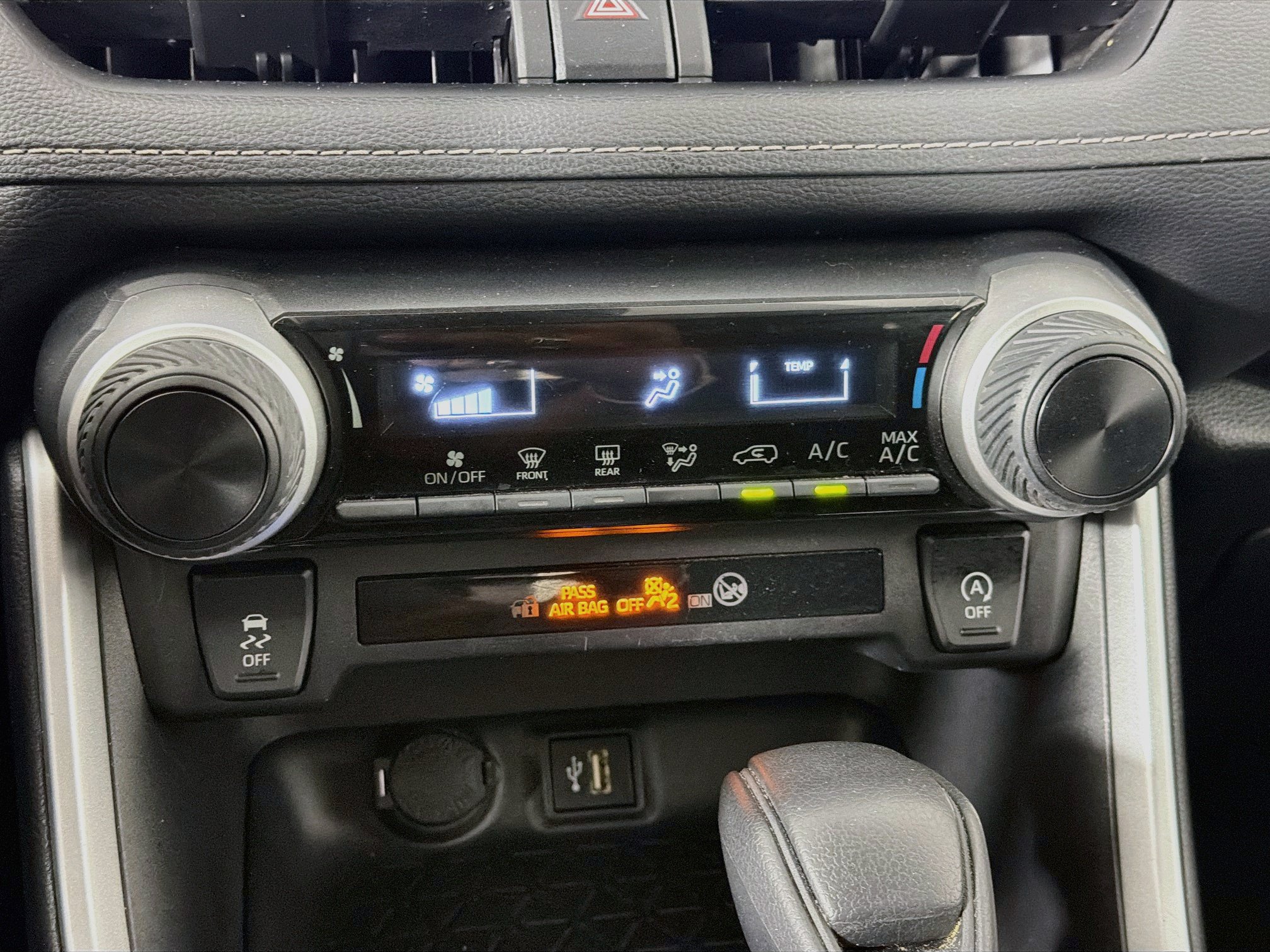 Used 2025 Toyota RAV4 LE FWD image 22