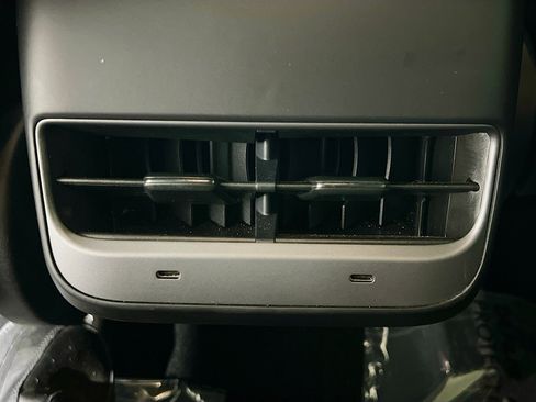 Used 2023 Tesla Model 3 Standard Range RWD image 18