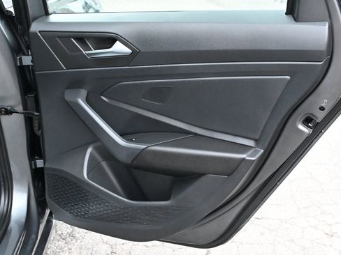 Used 2022 Volkswagen Jetta S image 31