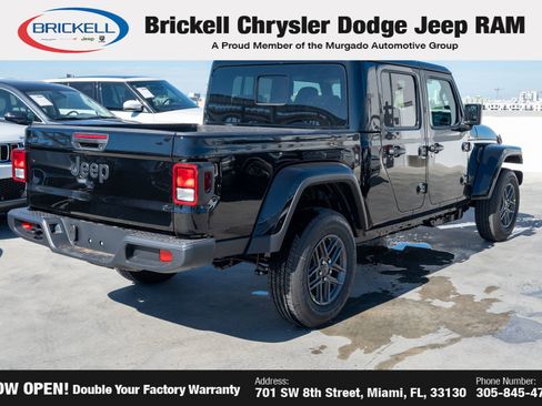 New 2026 Jeep Gladiator Sport image 5