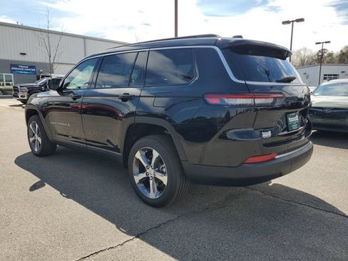New 2026 Jeep Grand Cherokee L Limited RWD image 4