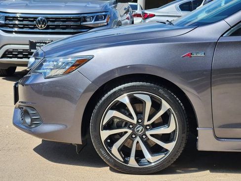 Used 2018 Acura ILX FWD image 10