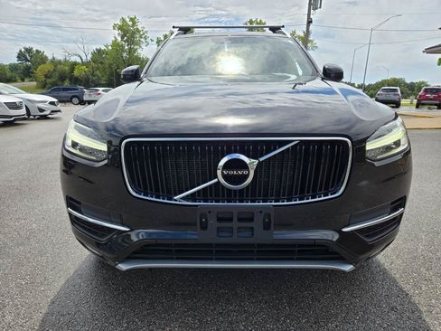 Used 2018 Volvo XC90 T6 Momentum w/ Momentum Plus Package AWD/4WD image 2